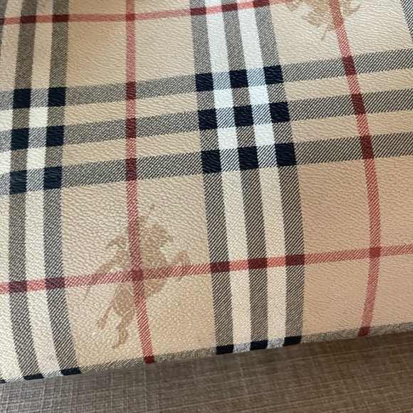 Authentic Burberry vintage nova check tote bag (F305) - Picture 11 of 15